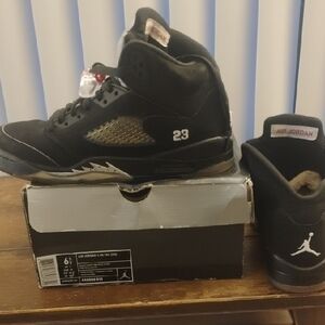 Jordan Retro Sneakers in Black and Tan